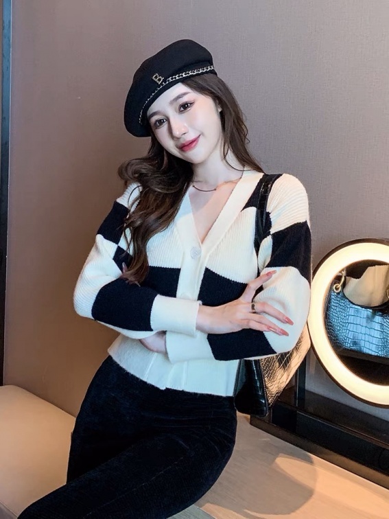 品牌折扣女装直播间精品毛衣毛衫拿货渠道,奢映澳毛绒毛织衣服