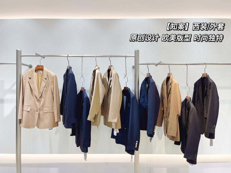 知案都市文艺小清新范西装外套,女装直播间引流批发货源